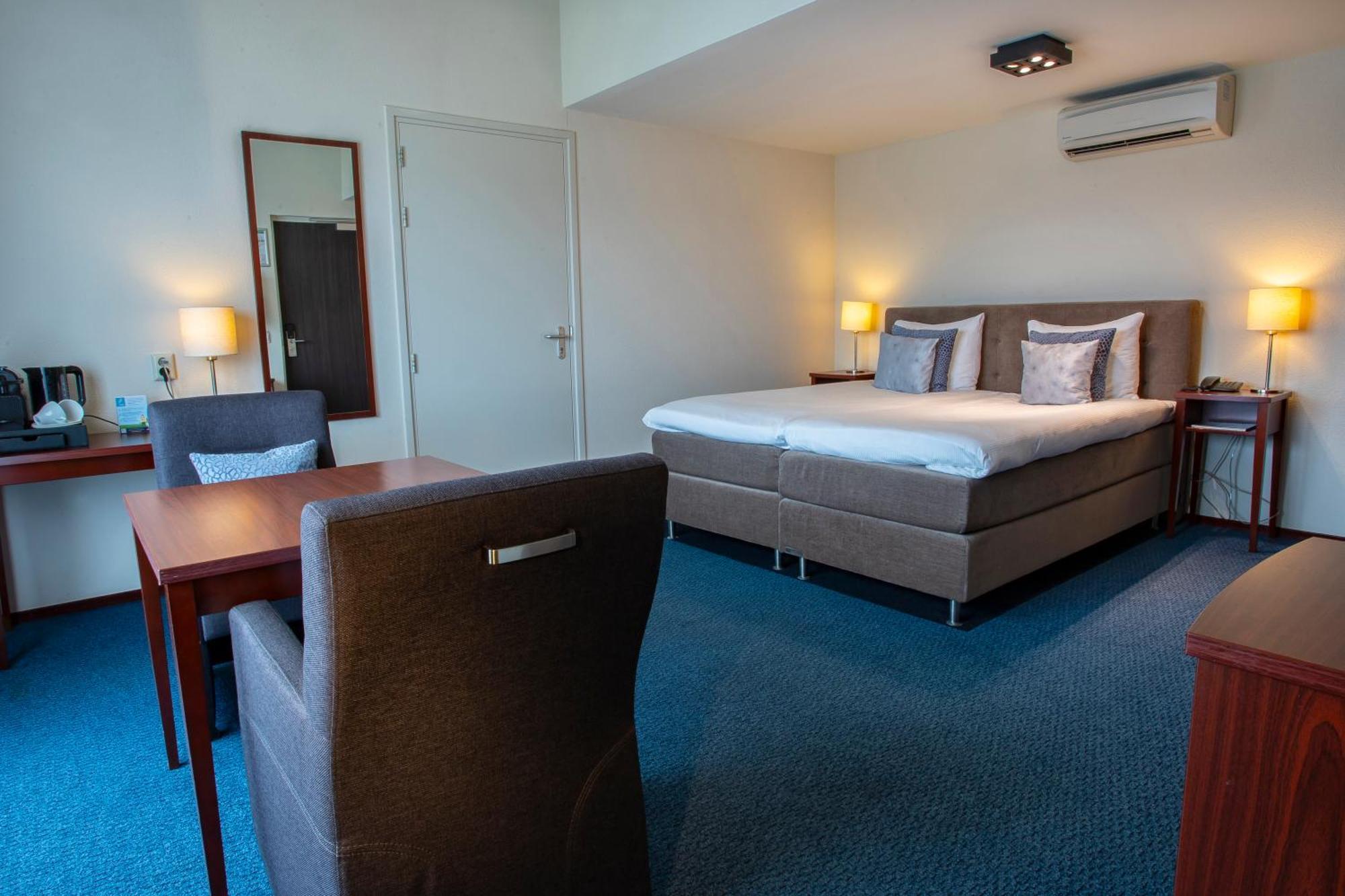 Hotel Greenside Texel De Koog  Exterior photo